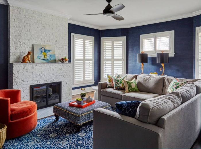 How to decorate a navy blue living room