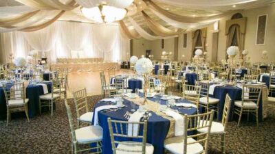 How to decorate a large wedding reception room