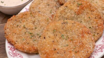 How to cook fried green tomatoes southern style